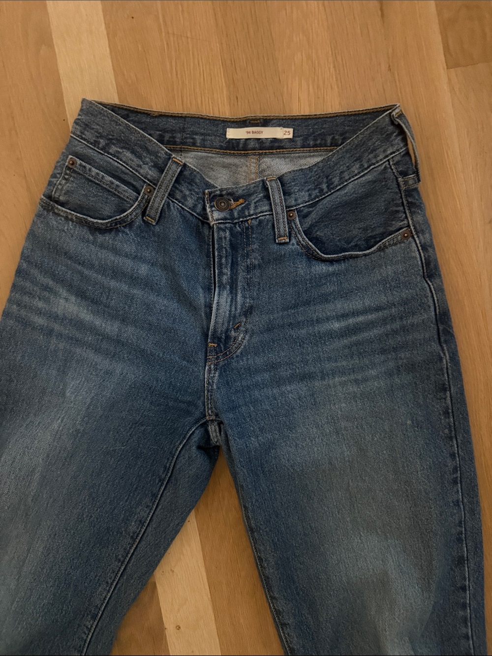 Levi’s 94 Baggy Jean
